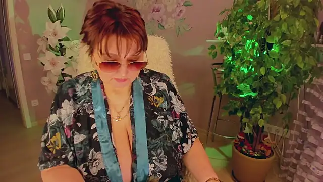 Snapshot of rebekkacharm chatting on September 27, 2025, 5:18 pm rebekkacharm online show from September 27, 2025, 5:18 pm