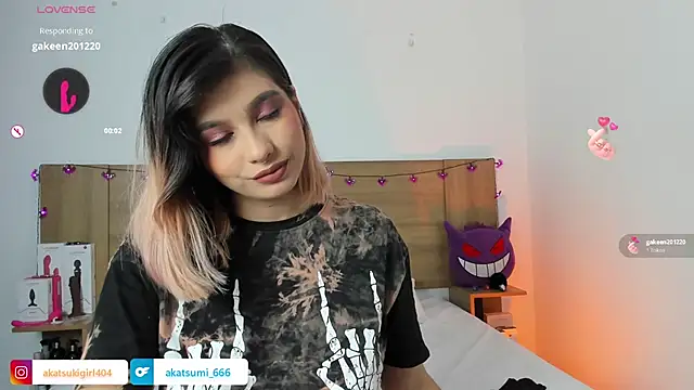 Akatsumi  online show from October 18, 2025, 10:21 pm