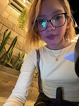 SweetBunnyGF online show from June 23, 2026, 11:47 pm