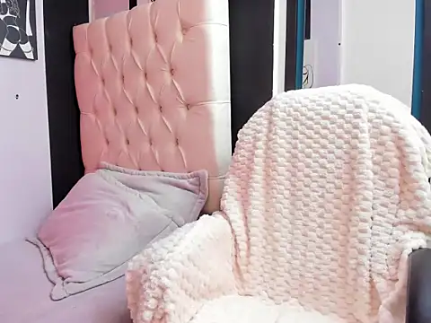 Melisa ss online show from September 15, 2025, 1:33 pm