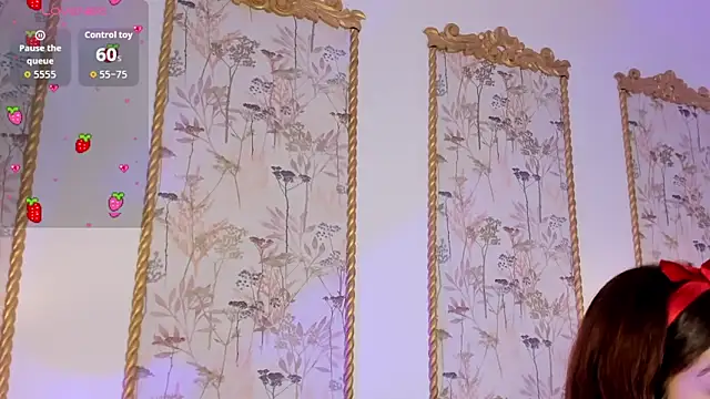 Snapshot of doll_eyees_ chatting on October 31, 2025, 7:15 pm doll eyees  online show from October 31, 2025, 7:15 pm