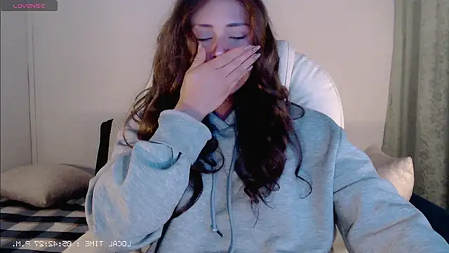 Flor3citarockera online show from October 12, 2025, 10:42 pm