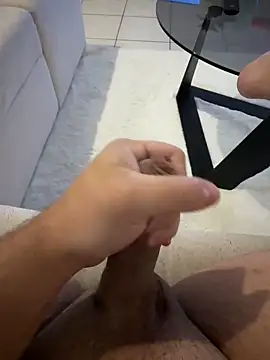 julienCr7 online show from February 24, 2026, 7:56 pm