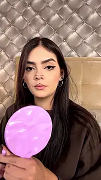 AliceRitter online show from July 18, 2026, 10:57 pm