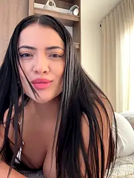 Snapshot of Lu090_ chatting on October 17, 2025, 2:41 pm Lu090  online show from October 17, 2025, 2:41 pm