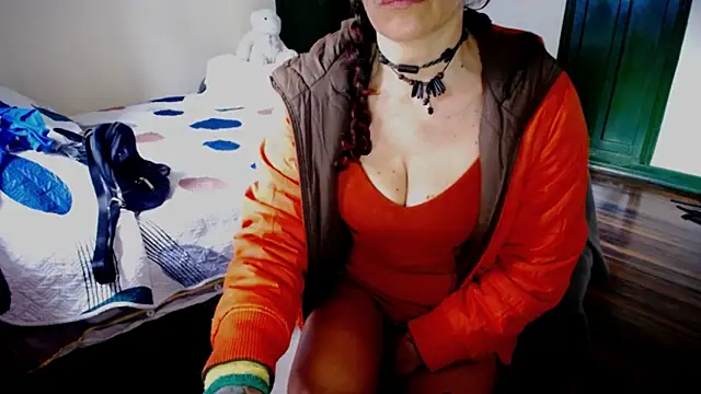 Snapshot of fenix_colette chatting on May 20, 2026, 1:50 pm fenix colette online show from May 20, 2026, 1:50 pm