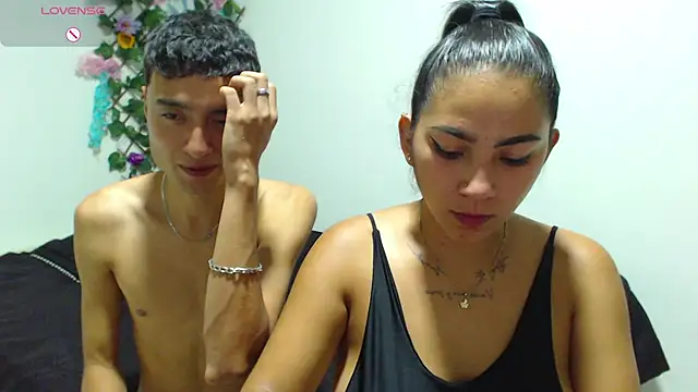 camiYwY online show from October 26, 2025, 6:19 am