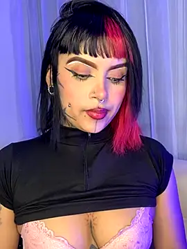 Snapshot of Adamsniki chatting on September 25, 2025, 2:59 am Adamsniki online show from September 25, 2025, 2:59 am