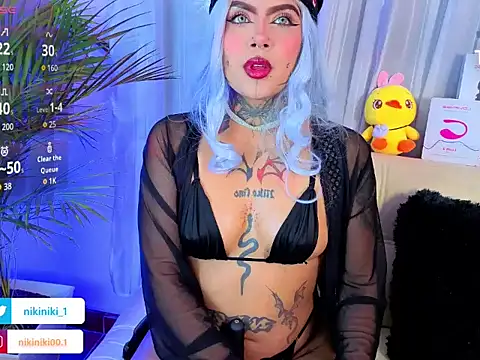 Snapshot of Adamsniki chatting on September 28, 2025, 1:55 am Adamsniki online show from September 28, 2025, 1:55 am