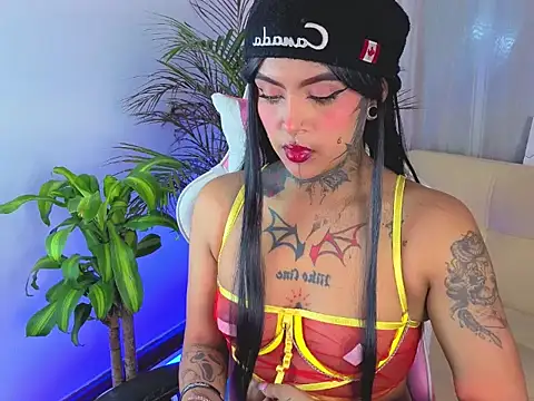 Snapshot of Adamsniki chatting on October 2, 2025, 2:07 am Adamsniki online show from October 2, 2025, 2:07 am