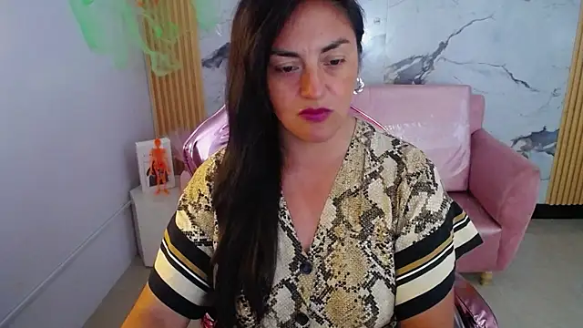 tamara ch1 online show from October 15, 2025, 2:55 am