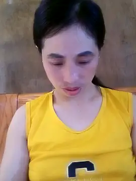 misa 00 online show from May 6, 2026, 3:57 am
