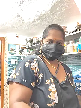 Snapshot of bakyasree143 chatting on September 17, 2025, 5:42 am bakyasree143 online show from September 17, 2025, 5:42 am