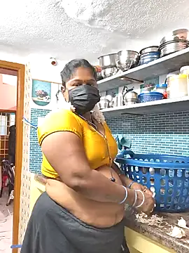 Snapshot of bakyasree143 chatting on October 11, 2025, 12:54 am bakyasree143 online show from October 11, 2025, 12:54 am