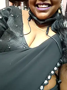 Snapshot of bakyasree143 chatting on October 12, 2025, 5:45 pm bakyasree143 online show from October 12, 2025, 5:45 pm