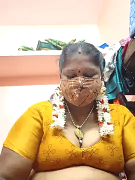 bakyasree143 online show from May 7, 2026, 8:58 pm