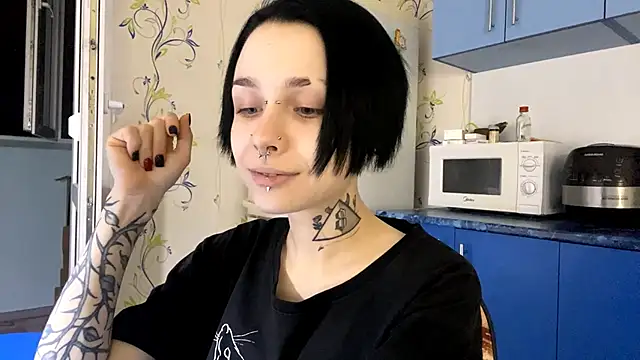 Snapshot of CandaceBlaze chatting on September 25, 2025, 8:12 pm CandaceBlaze online show from September 25, 2025, 8:12 pm