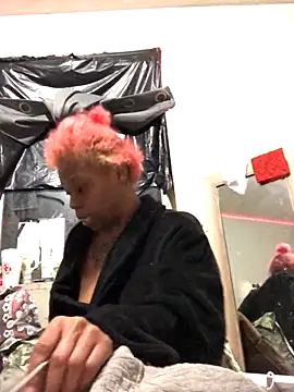 Snapshot of Tishrella6 chatting on December 21, 2025, 4:19 am Tishrella6 online show from December 21, 2025, 4:19 am