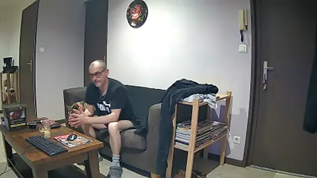 fabDu59 online show from January 12, 2026, 3:50 pm