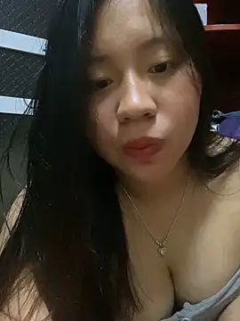 maianhcute online show from September 27, 2025, 2:11 pm