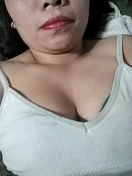 venu00 online show from May 2, 2026, 12:48 am