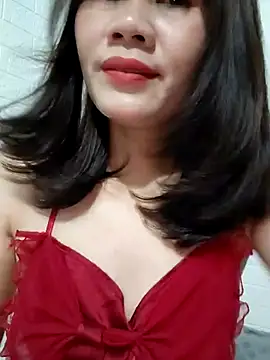 Snapshot of Singlemom69x chatting on May 6, 2026, 1:14 am Singlemom69x online show from May 6, 2026, 1:14 am