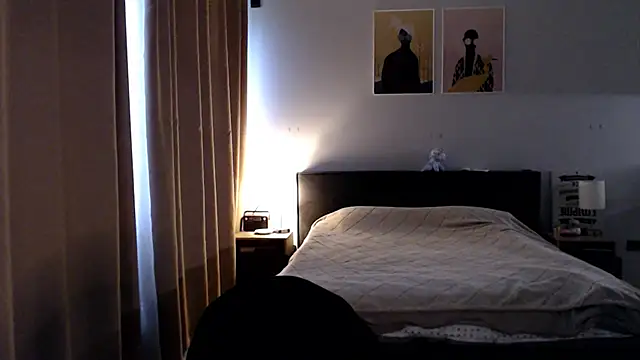 Snapshot of VivianCoke chatting on October 24, 2025, 9:17 am VivianCoke online show from October 24, 2025, 9:17 am