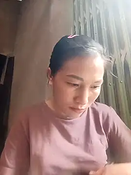 Snapshot of YAYAA-502 chatting on October 12, 2025, 2:43 am YAYAA-502 online show from October 12, 2025, 2:43 am