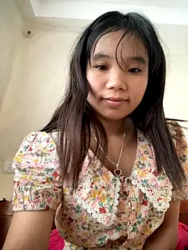 Ngoc-bbi online show from November 14, 2025, 4:44 am