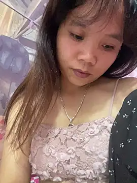 Ngoc-bbi online show from August 5, 2026, 4:43 pm