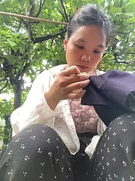 Ngoc-bbi online show from August 6, 2026, 10:06 am