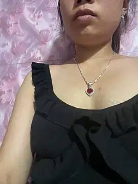 Ngoc-bbi online show from August 10, 2026, 3:43 am