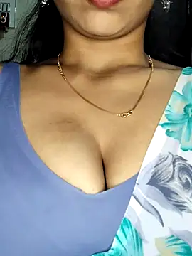 Savita2310 online show from November 30, 2025, 10:03 pm