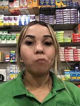 Snapshot of imoly99 chatting on October 6, 2025, 7:11 pm imoly99 online show from October 6, 2025, 7:11 pm