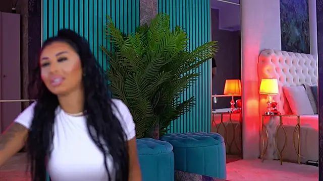 Snapshot of ArabellaPosh chatting on September 25, 2025, 5:11 am ArabellaPosh online show from September 25, 2025, 5:11 am