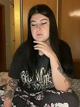 Snapshot of DazzzlingDame chatting on September 22, 2025, 10:23 pm DazzzlingDame online show from September 22, 2025, 10:23 pm