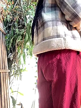 Clara8899 online show from November 25, 2025, 1:49 am