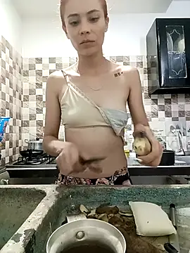 Snapshot of dulcelatin21 chatting on September 17, 2025, 11:39 pm dulcelatin21 online show from September 17, 2025, 11:39 pm