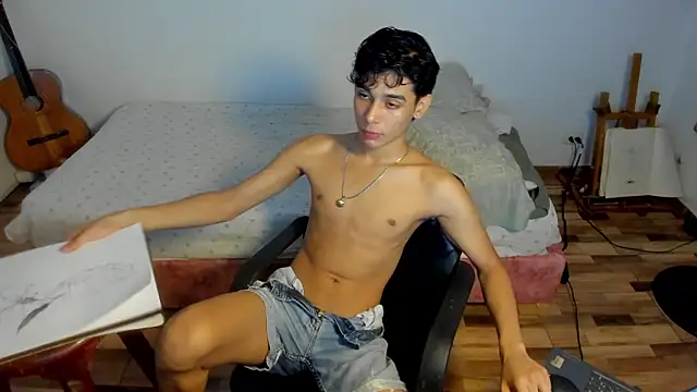 AliottTwink online show from January 15, 2026, 2:38 am