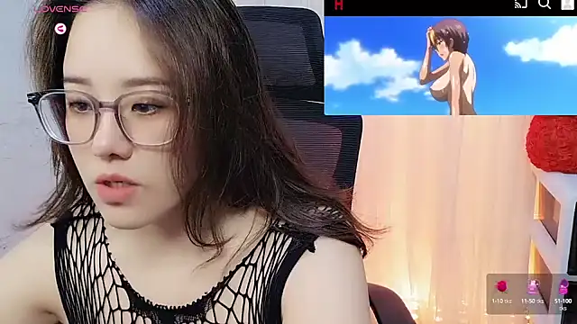 YY-Felicia online show from September 13, 2025, 12:38 pm