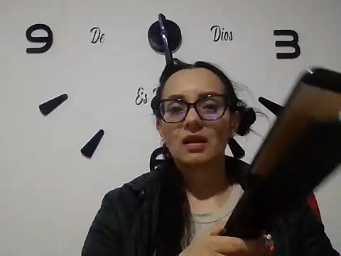 Snapshot of sarita_star chatting on November 28, 2025, 10:23 pm sarita star online show from November 28, 2025, 10:23 pm