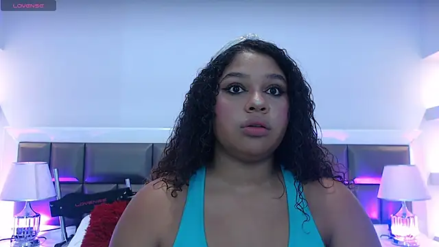 Snapshot of LennaEvans chatting on September 24, 2025, 12:41 pm LennaEvans online show from September 24, 2025, 12:41 pm