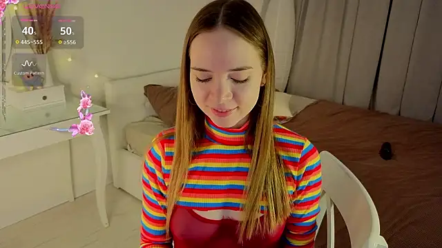 CarollSmithh online show from March 9, 2026, 9:19 pm