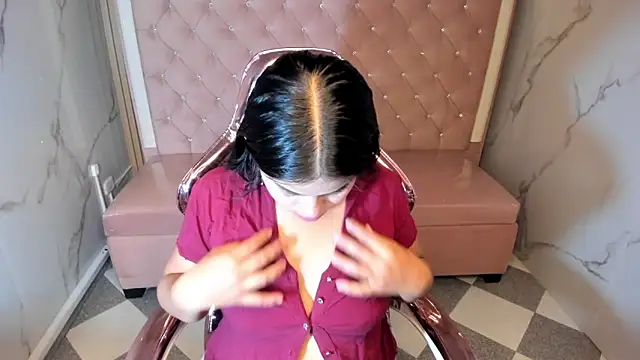 Victoria b  online show from October 16, 2025, 7:59 pm