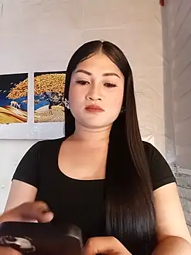Naughtyalina2 online show from July 28, 2026, 4:39 pm