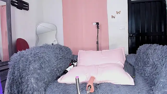 Snapshot of REINA_ADAHARA chatting on February 13, 2026, 5:31 pm REINA ADAHARA online show from February 13, 2026, 5:31 pm