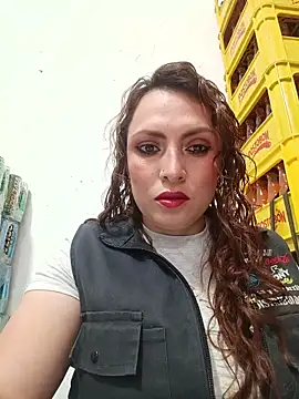 VERONICA  03 online show from October 2, 2025, 1:40 pm