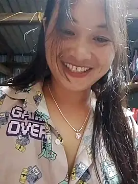 lusy-bae online show from September 17, 2025, 2:19 pm