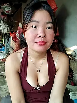 lylylove online show from July 2, 2026, 11:33 pm