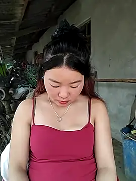 lylylove online show from July 10, 2026, 12:15 am